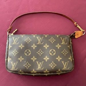 Louis Vuitton purse